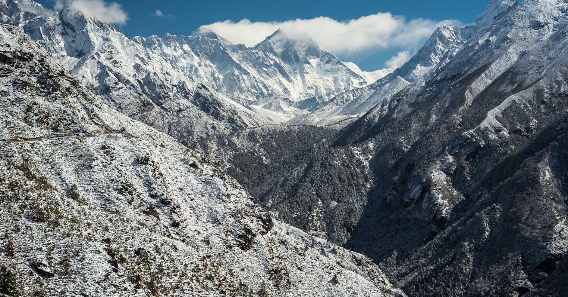 奥特曼:集结:腾讯爱玩app详情下载教程