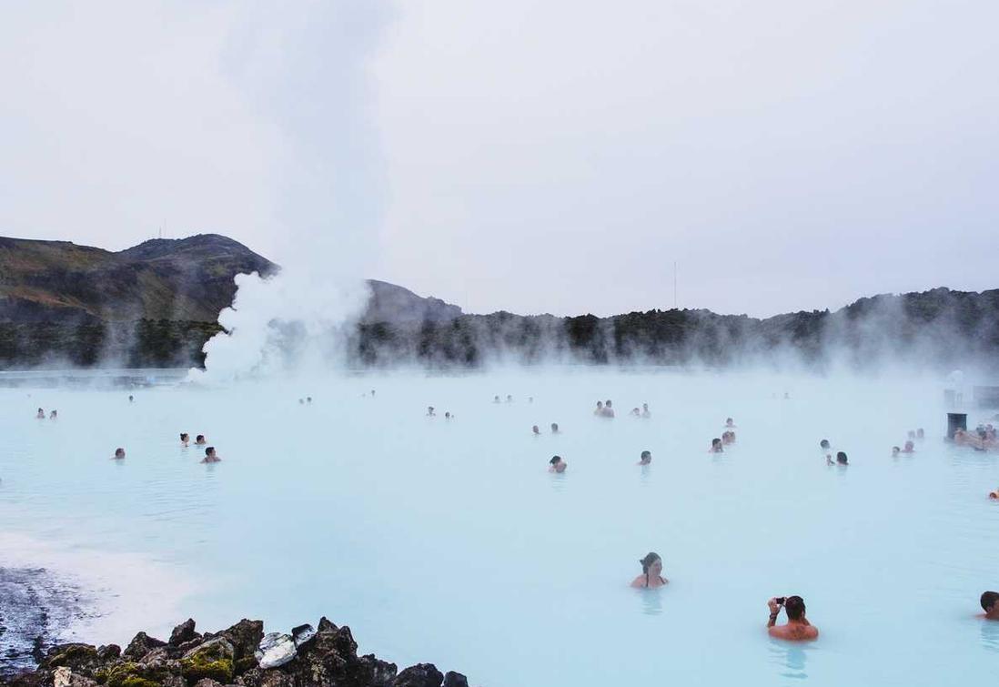 花生ip实名账号：流量卡在家庭网络中的使用