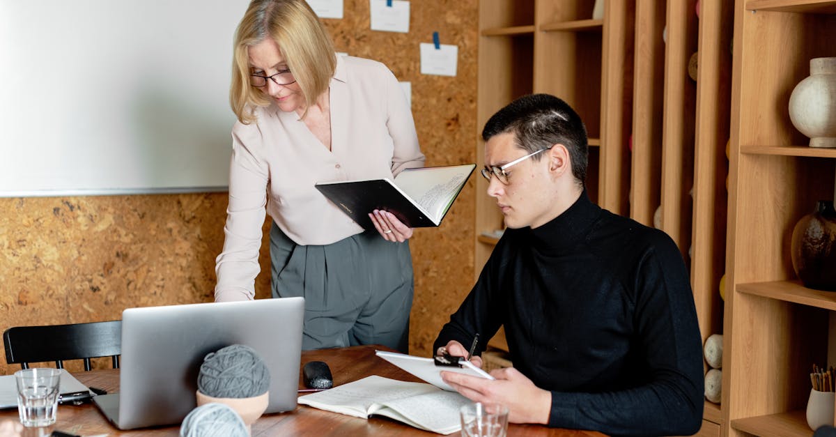 红旗如何借助营销策略争夺市场领先地位